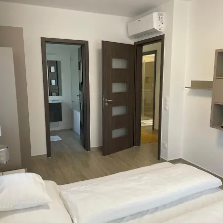Royalhill Apartament Vonyarcvashegy